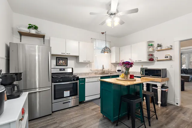 $235,000 | 1812 Cedar Road, Homewood, IL 60430