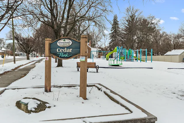 $235,000 | 1812 Cedar Road, Homewood, IL 60430