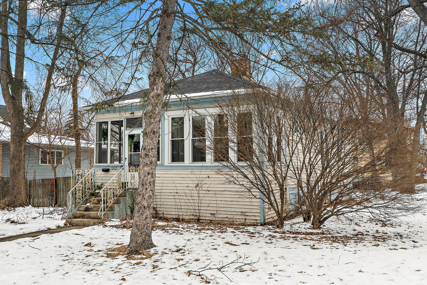 1812 Cedar Road Homewood, IL 60430 - Photo 3 of 24