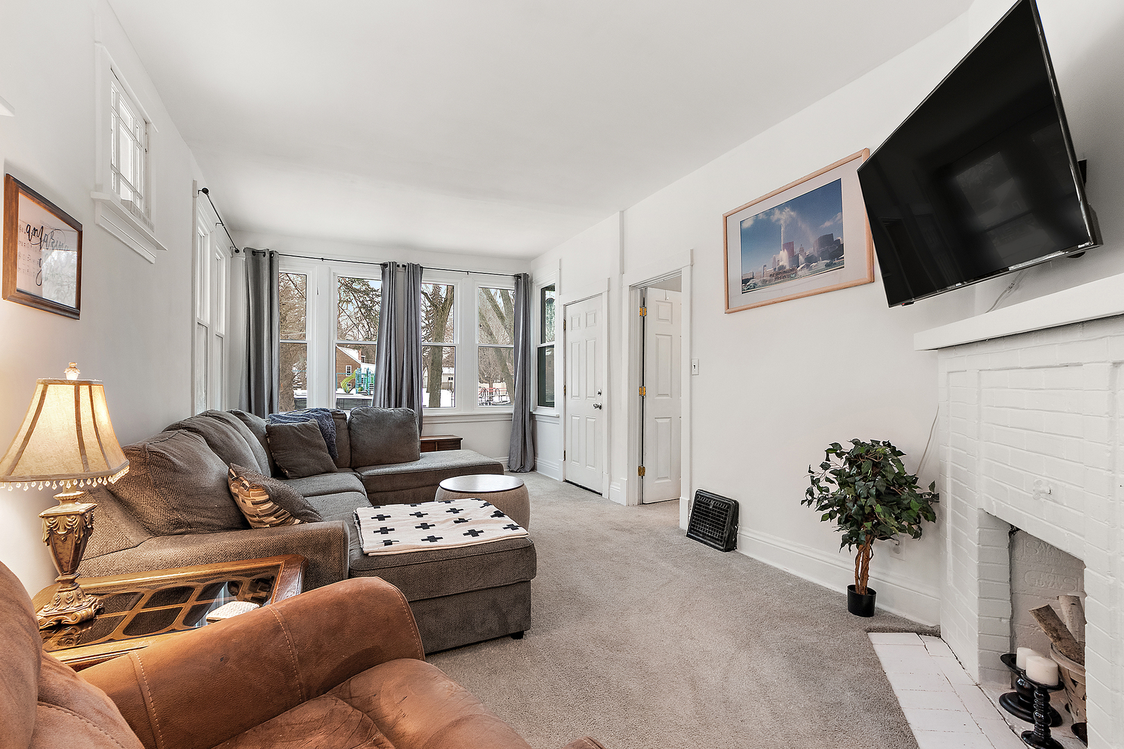 1812 Cedar Road Homewood, IL 60430 - Photo 6 of 24