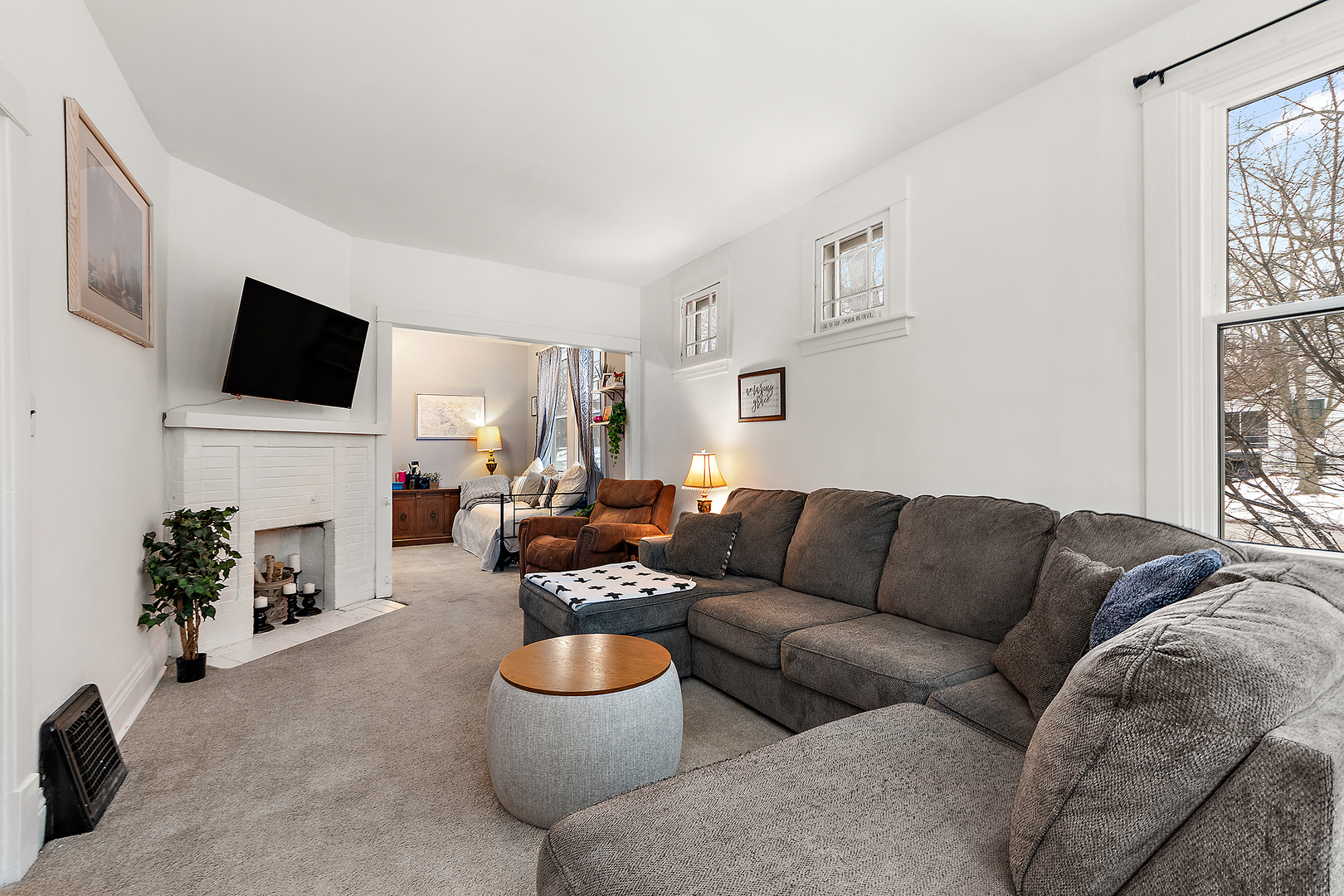 1812 Cedar Road Homewood, IL 60430 - Photo 8 of 24