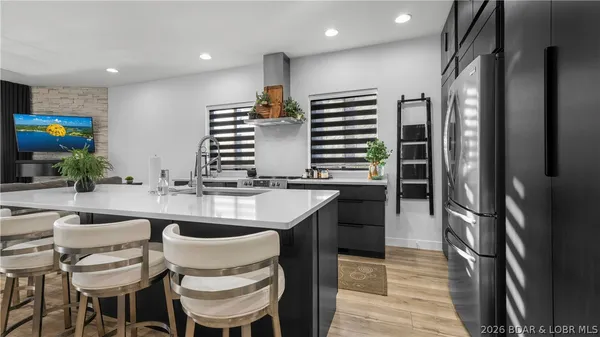$950,000 | 397 Mission Hills Lane, Camdenton, MO 65020