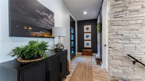 $950,000 | 397 Mission Hills Lane, Camdenton, MO 65020