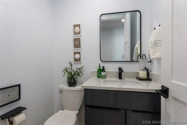 $950,000 | 397 Mission Hills Lane, Camdenton, MO 65020
