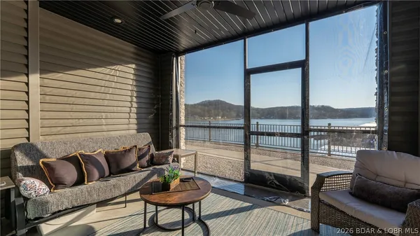 $950,000 | 397 Mission Hills Lane, Camdenton, MO 65020