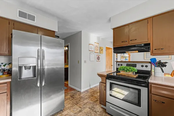 $324,900 | 913 East 1st Street, Gibson City, IL 60936