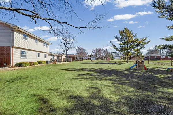 $324,900 | 913 East 1st Street, Gibson City, IL 60936