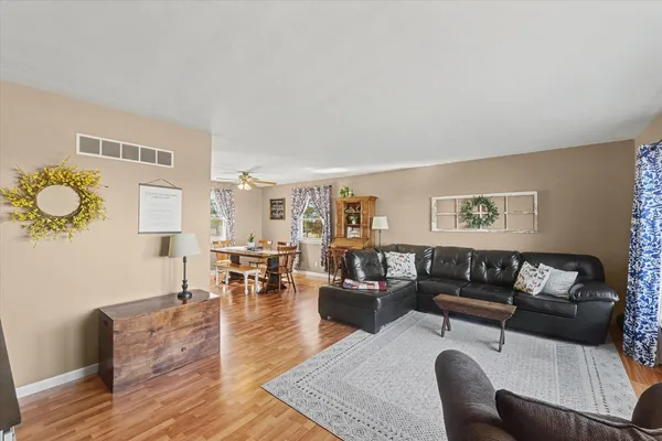 $324,900 | 913 East 1st Street, Gibson City, IL 60936