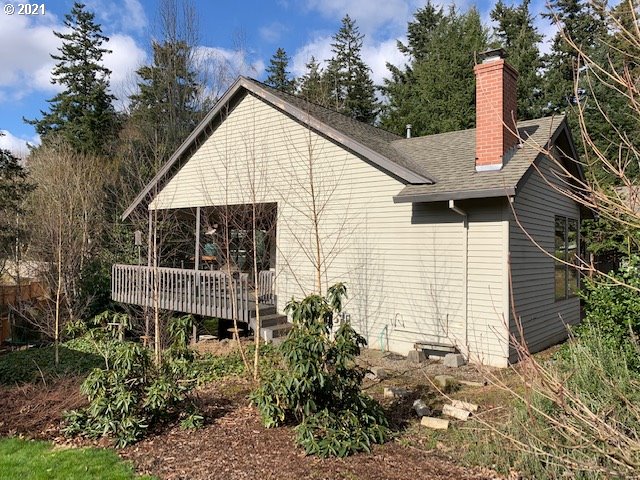 6102 Southwest Jan Tree Court Portland, OR 97219 - Photo 22 of 24 Gallery Image 22