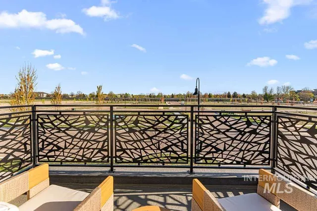 $769,900 | 411 East Lombard Lane, Eagle, ID 83616