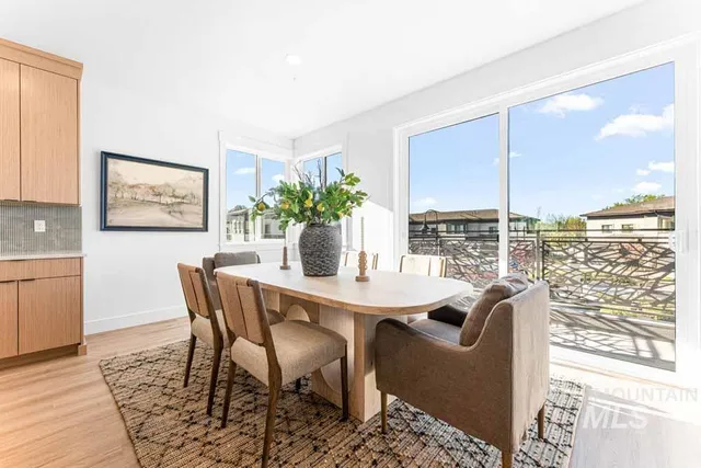 $769,900 | 411 East Lombard Lane, Eagle, ID 83616