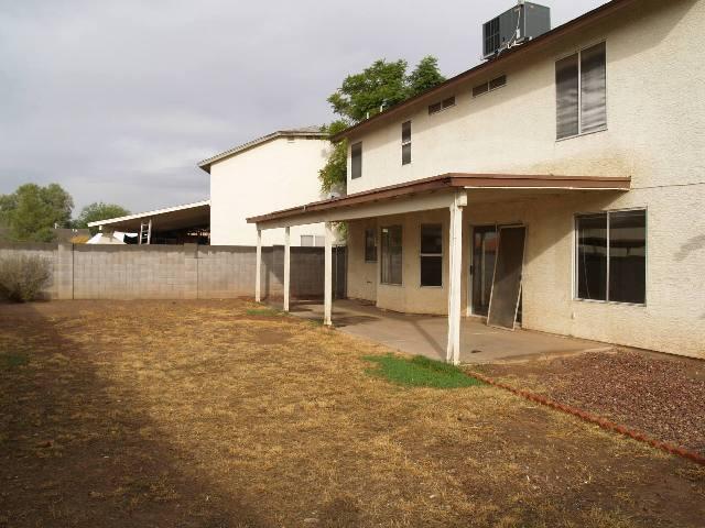 8663 West Monte Vista Road Phoenix, AZ 85037 - Photo 8 of 9 8