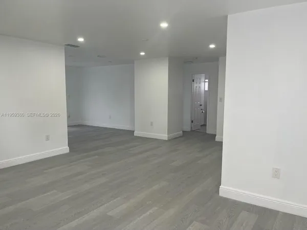$3,700 | 6004 Northwest 38th Street, Unit 6006, Virginia Gardens, FL 33166