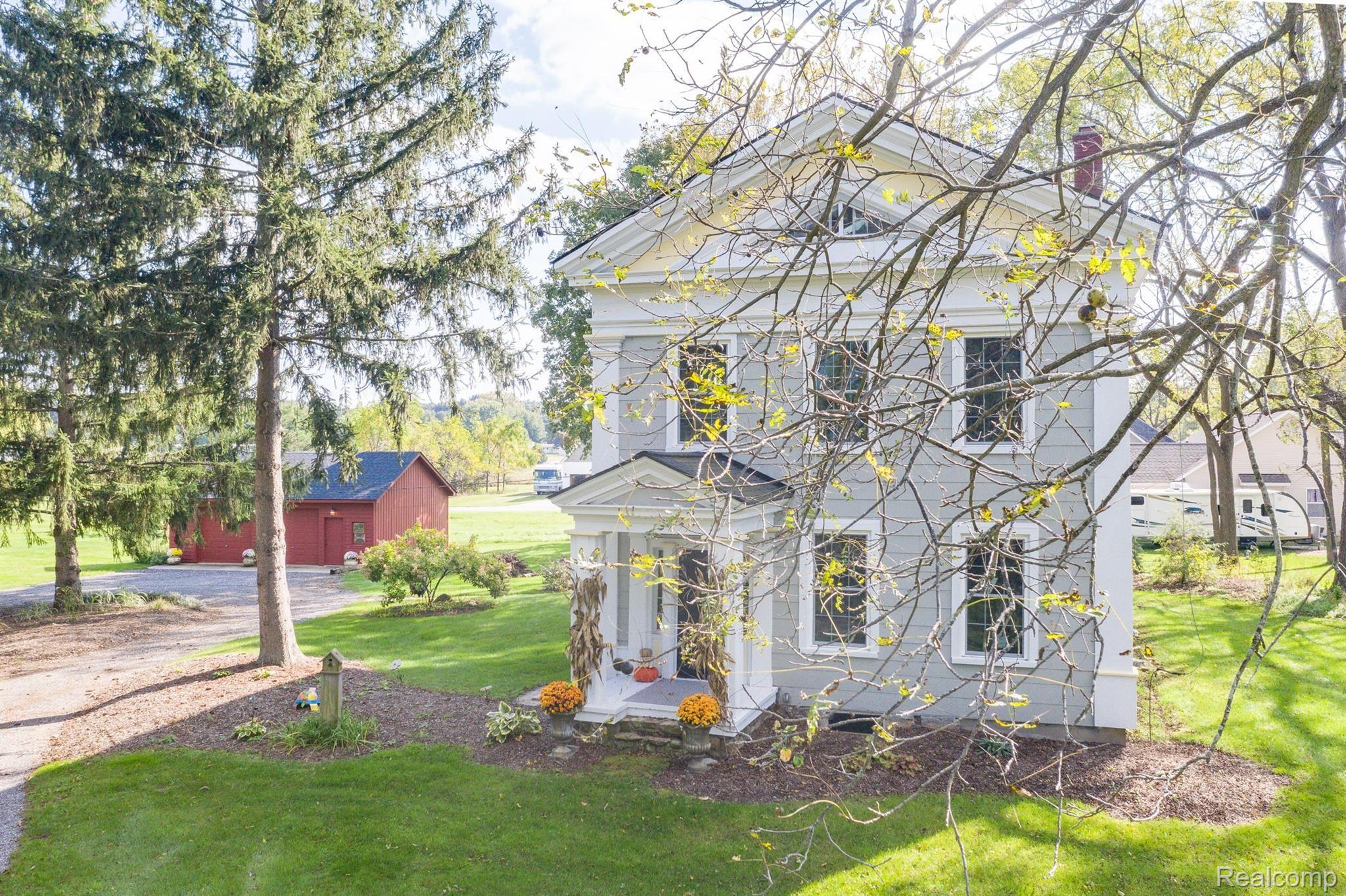 8480 Hyne Road Brighton, MI 48114 - Photo 35 of 50 Truly...one-of-a-kind