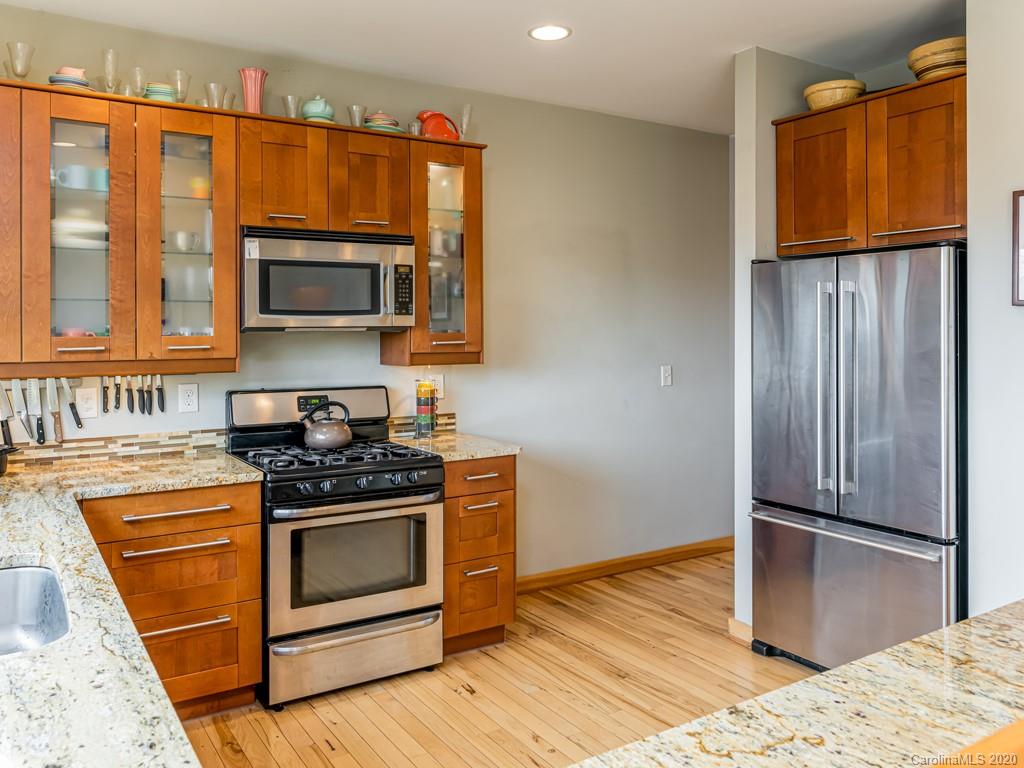 81 Fox Den Road Asheville, NC 28805 - Photo 14 of 47 Gallery Image 14