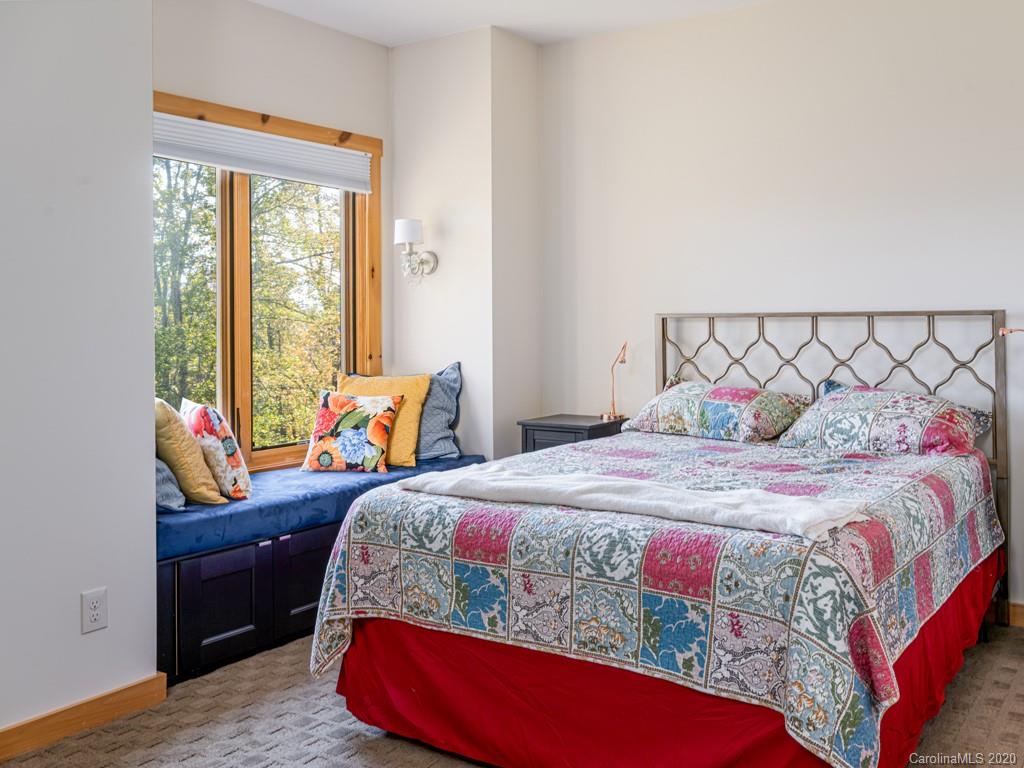 81 Fox Den Road Asheville, NC 28805 - Photo 23 of 47 Gallery Image 23