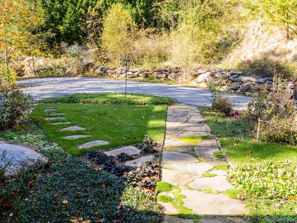 81 Fox Den Road Asheville, NC 28805 - Photo 38 of 47 Gallery Image 38