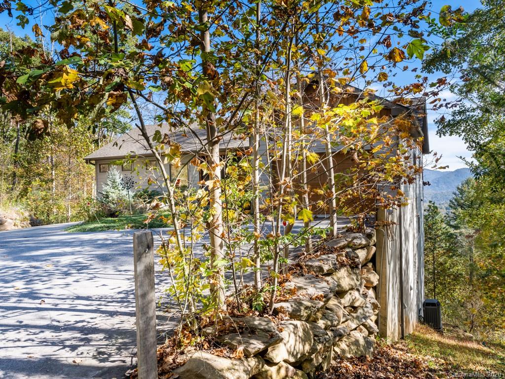 81 Fox Den Road Asheville, NC 28805 - Photo 39 of 47 Gallery Image 39