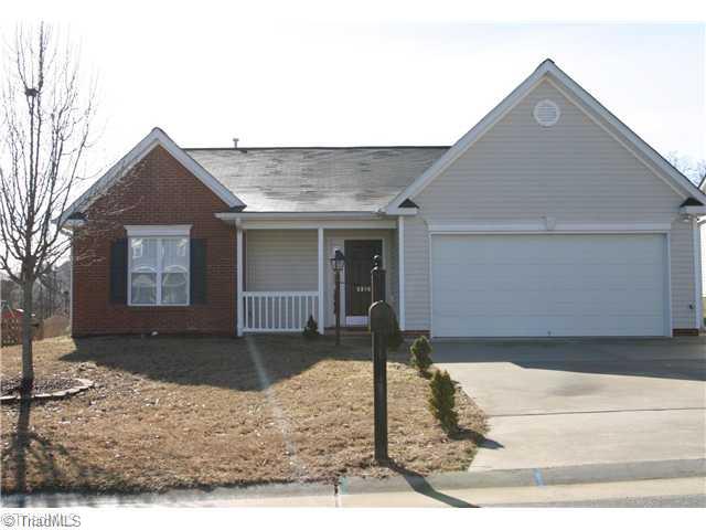 5876 Sunny Ridge Trail Clemmons, NC 27012 - Photo 1 of 4 Exterior Front.