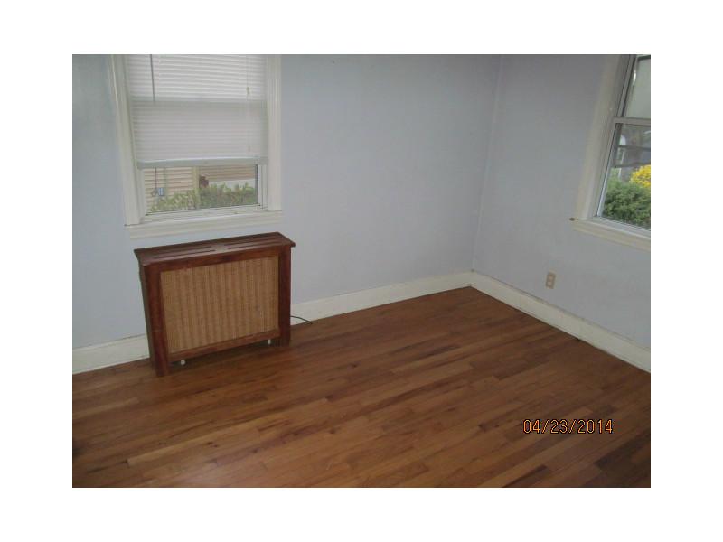 30 Massey Road Tiverton, RI 02878 - Photo 10 of 14 Bedroom.