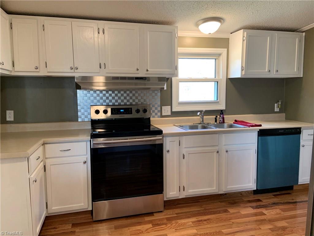219 Sexton Road Mount Airy, NC 27030 - Photo 3 of 25 Gallery Image 3