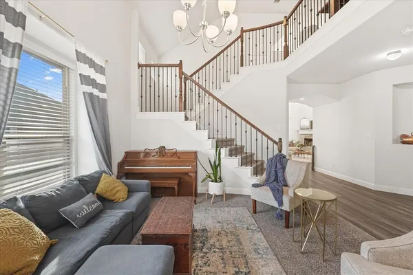 a view of entryway and hall