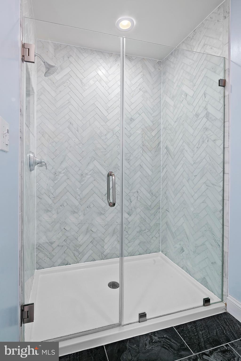 1752 Anderson Road Falls Church, VA 22043 - Photo 23 of 40 Gallery Image 23
