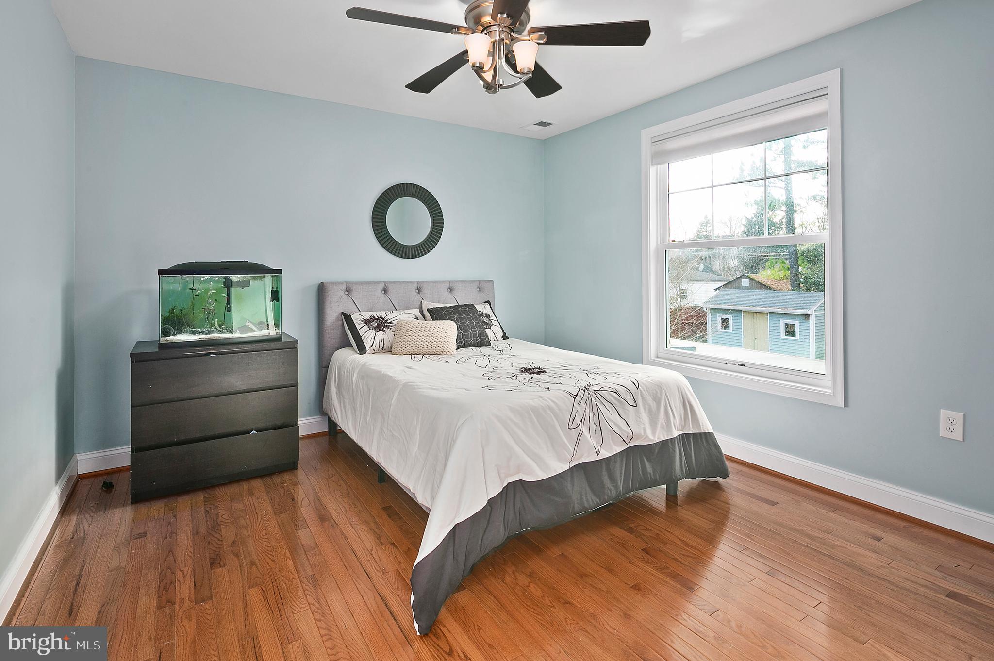 1752 Anderson Road Falls Church, VA 22043 - Photo 24 of 40 Gallery Image 24