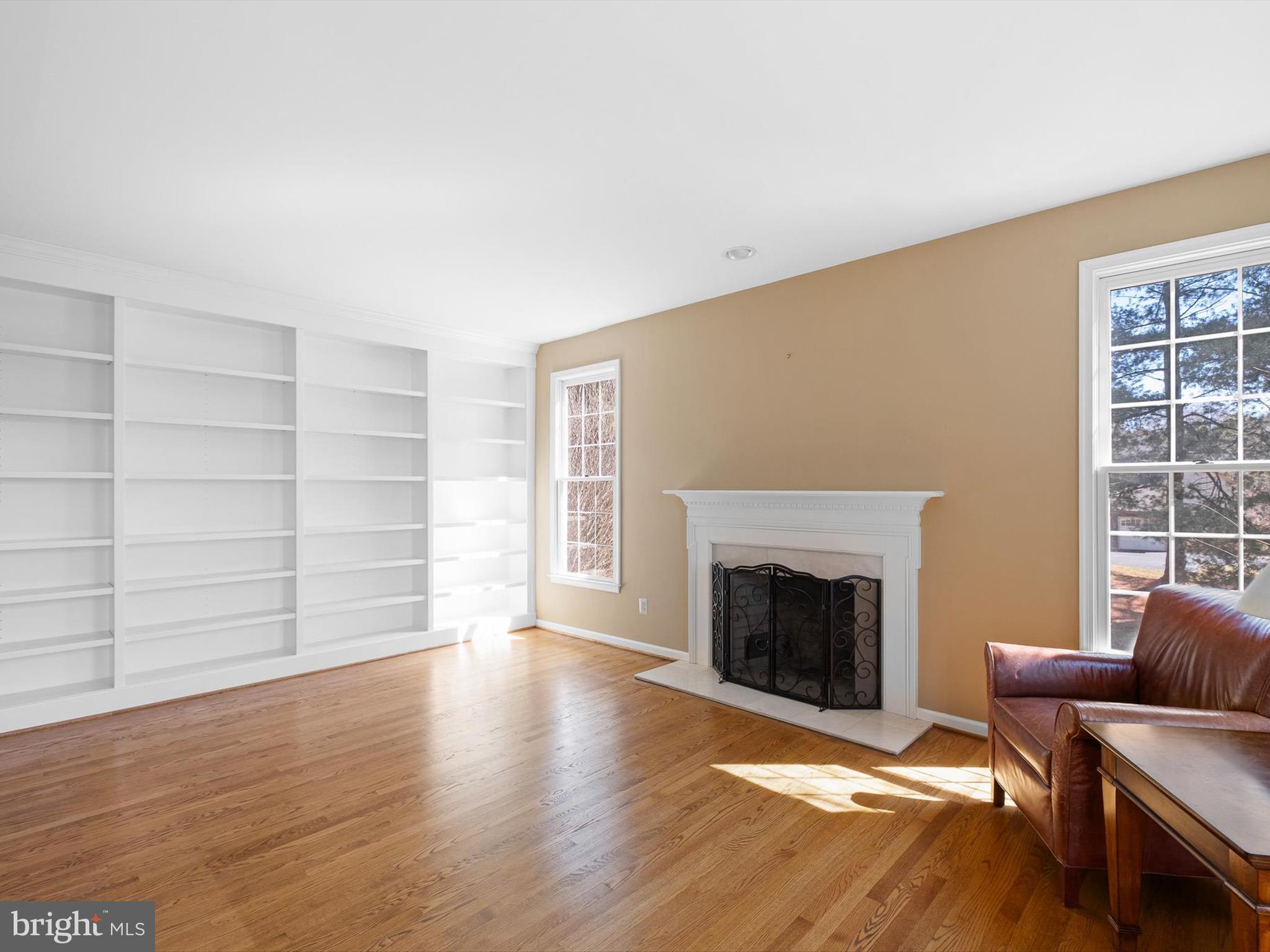 581 South Creek Road West Chester, PA 19382 - Photo 17 of 52 Beautiful Built-Ins