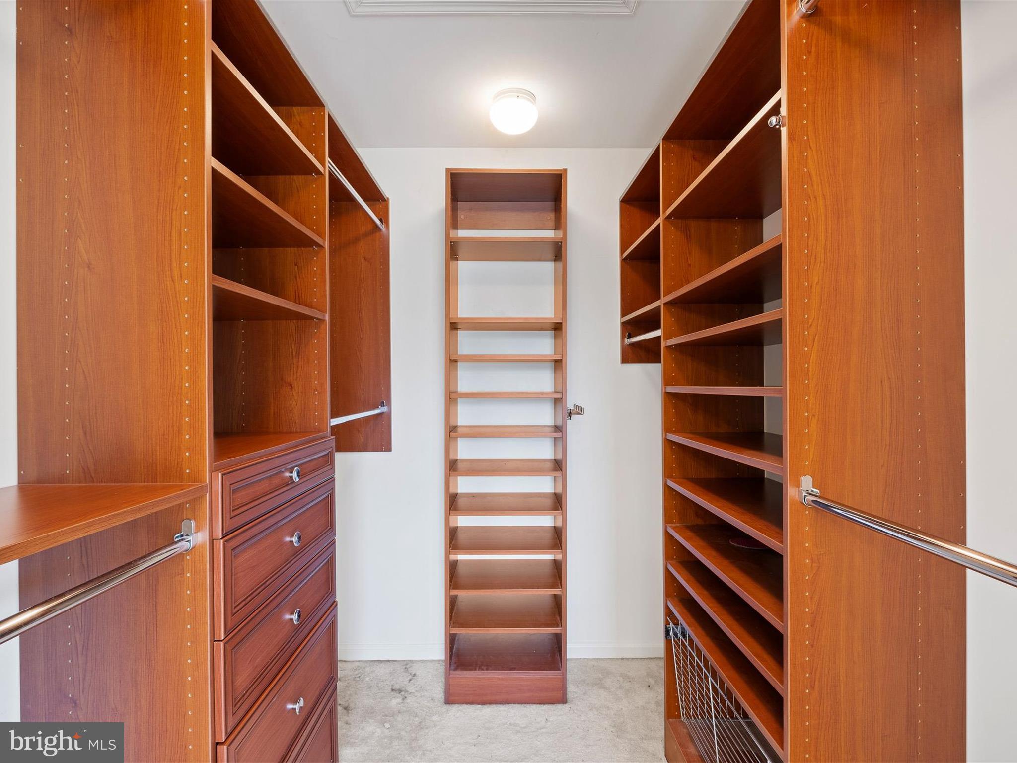581 South Creek Road West Chester, PA 19382 - Photo 38 of 52 Custom Closet