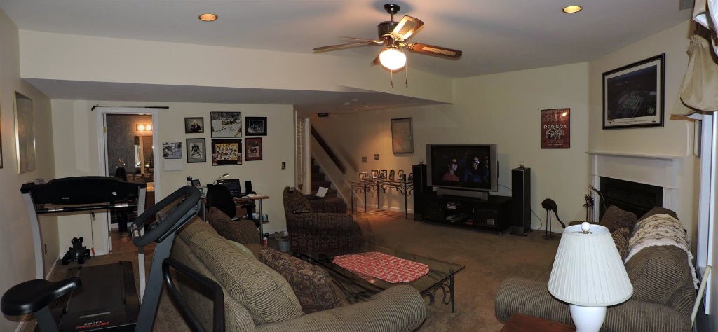 305 Treasure Island Road, Unit 305 Webster, MA 01570 - Photo 24 of 30 Gallery Image 24