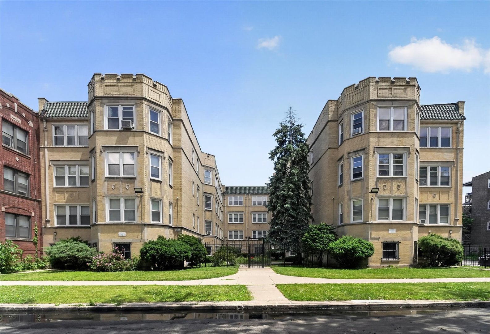 7017 South Merrill Avenue, Unit 305 Chicago, IL 60649 - Photo 32 of 41