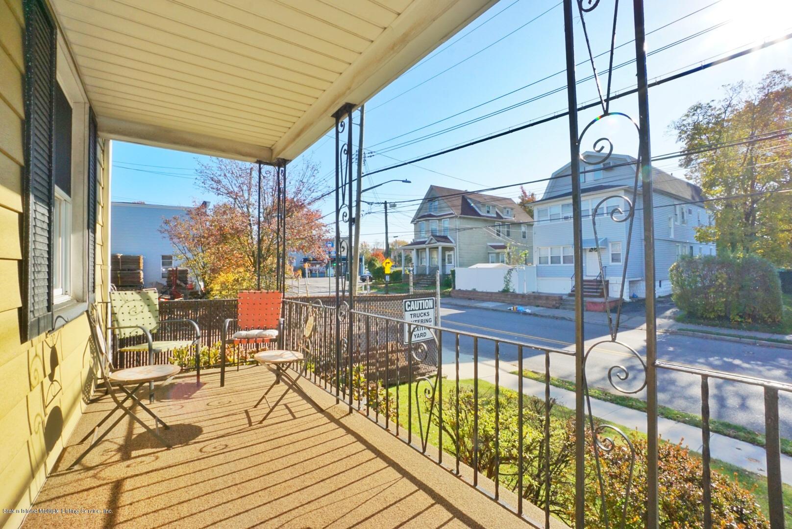 2017 Clove Road Staten Island, NY 10304 - Photo 3 of 37 Photo Nov 06, 2 19 05 PM