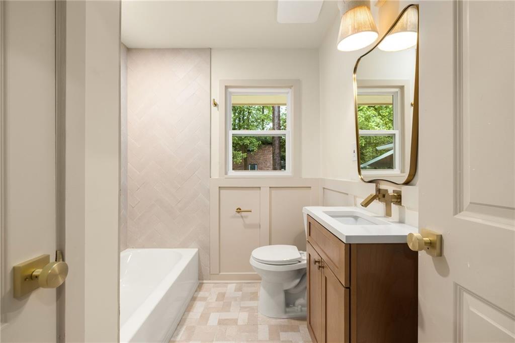 2366 Harrington Drive Decatur, GA 30033 - Photo 17 of 39