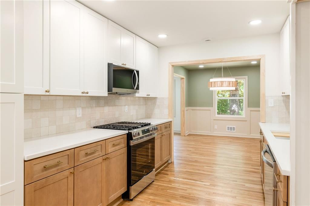 2366 Harrington Drive Decatur, GA 30033 - Photo 7 of 39
