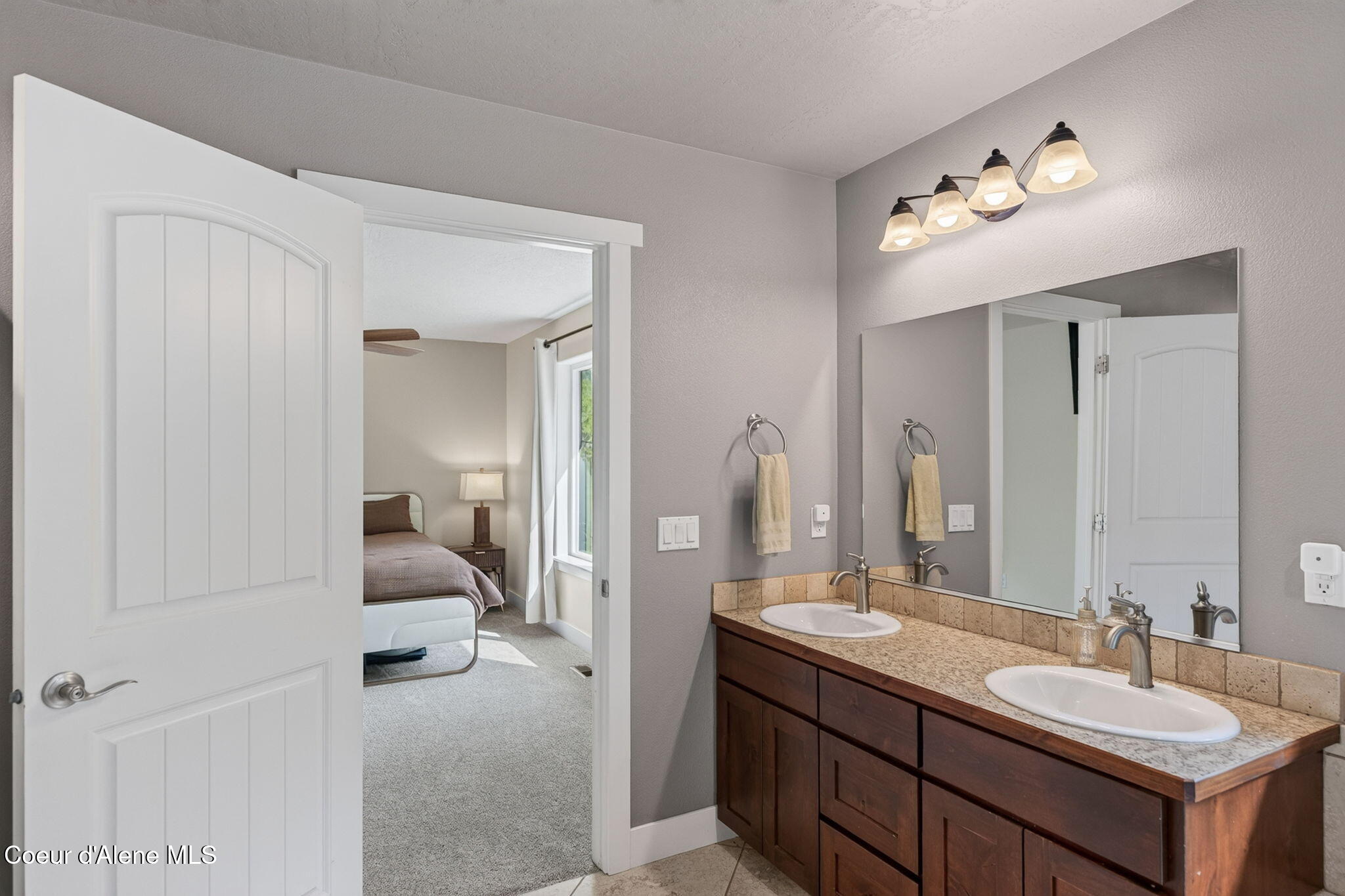 205 Old Farm Road Pinehurst, ID 83850 - Photo 36 of 91 Master Bath