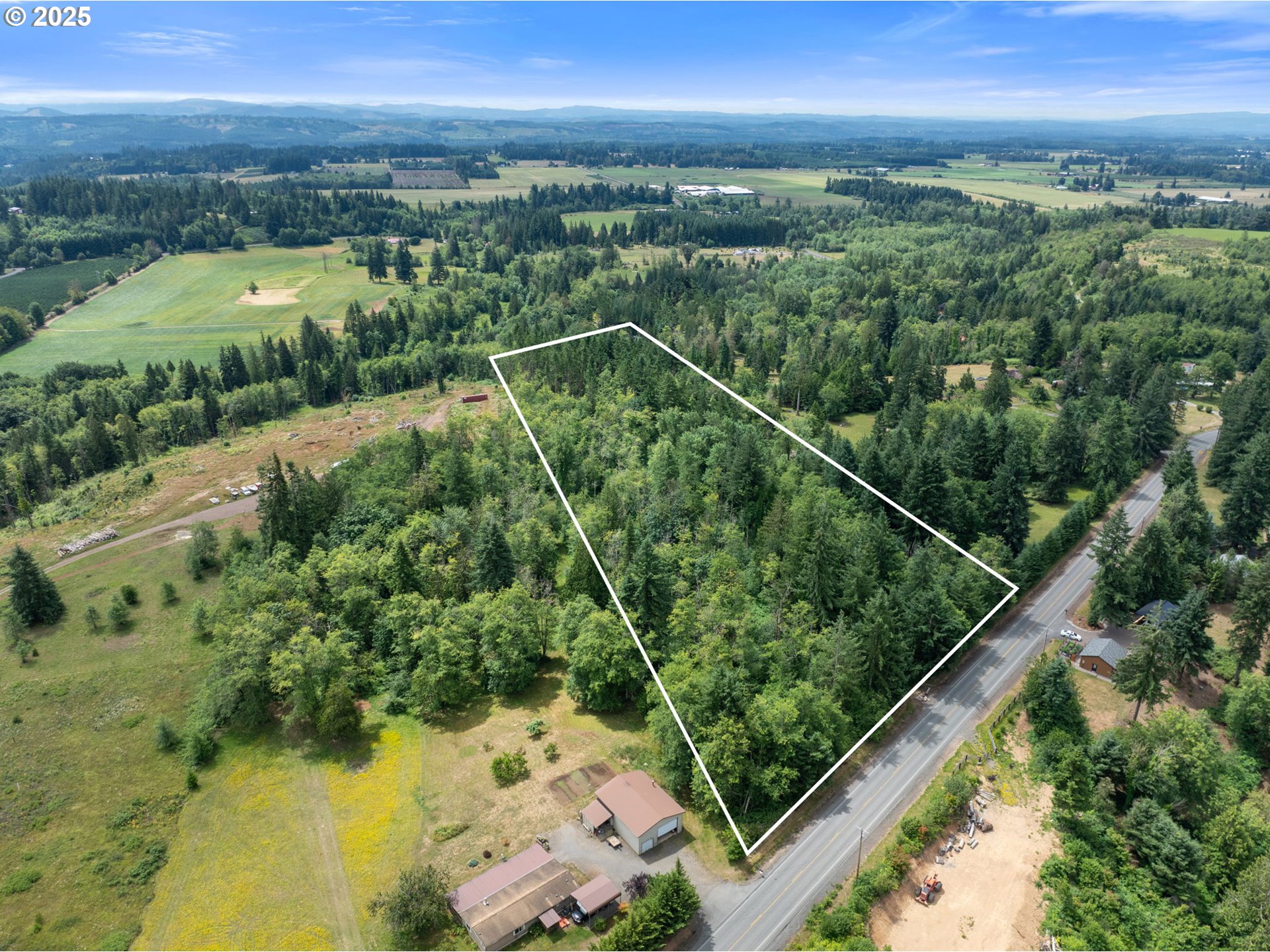 148 Burnt Ridge Road Onalaska, WA 98570 - Photo 2 of 11