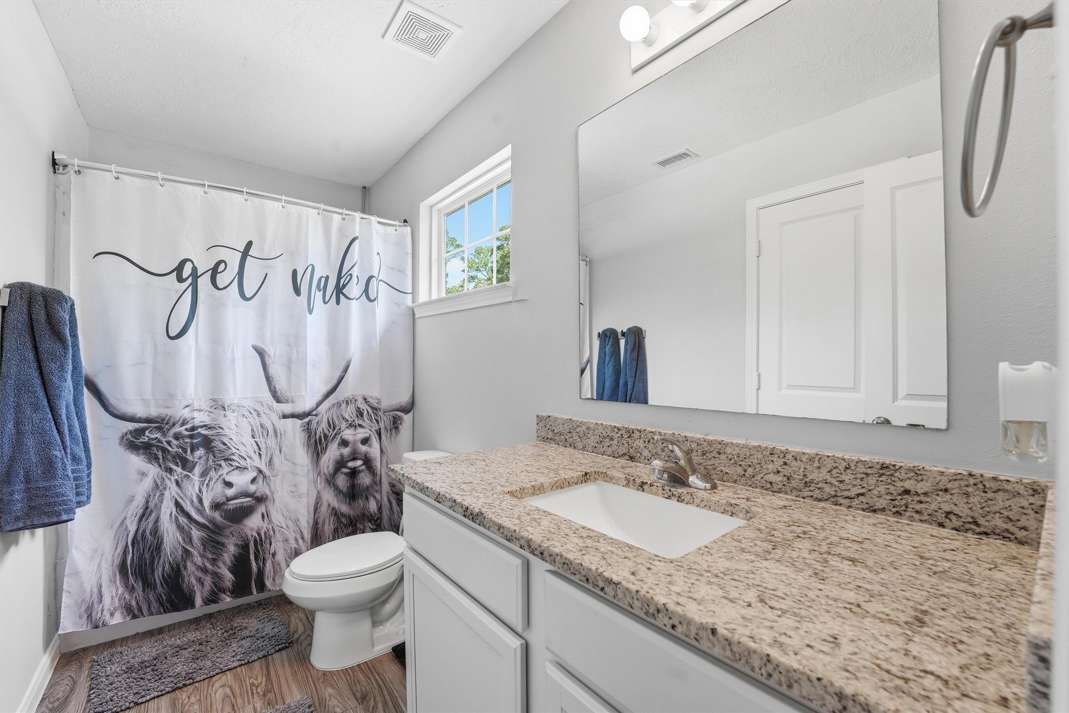 15011 Crockett Road Willis, TX 77378 - Photo 12 of 24 Private primary bath with functional layout and clean finishes.