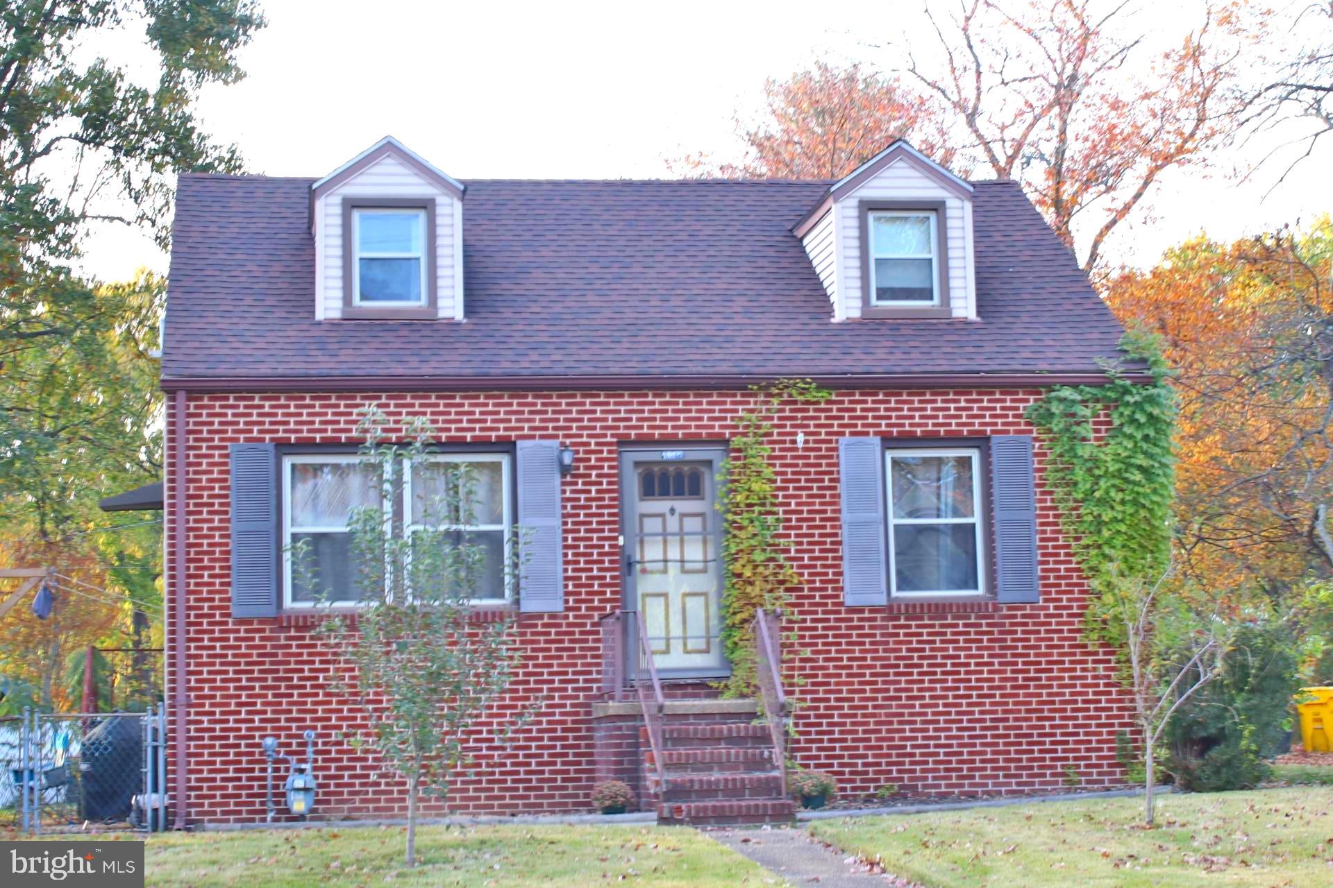 7532 Harmans Road Front View