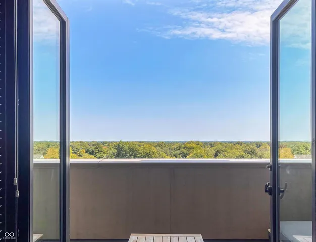 $999,000 | 720 South Rangeline Road, Unit 703, Carmel, IN 46032