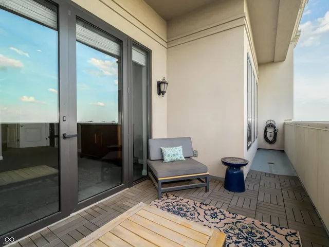 $999,000 | 720 South Rangeline Road, Unit 703, Carmel, IN 46032