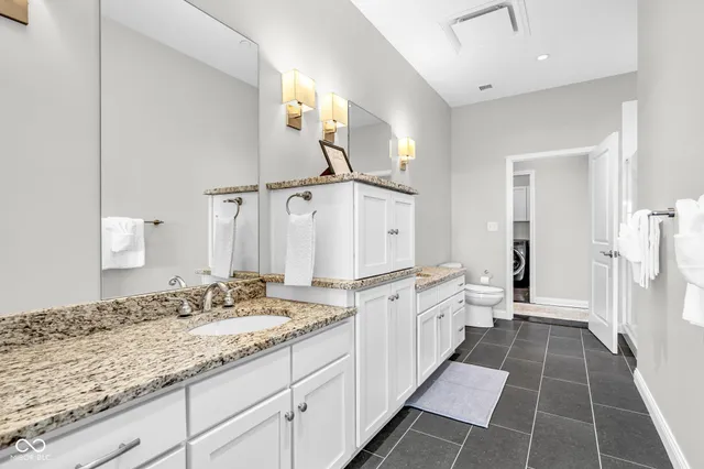 $999,000 | 720 South Rangeline Road, Unit 703, Carmel, IN 46032