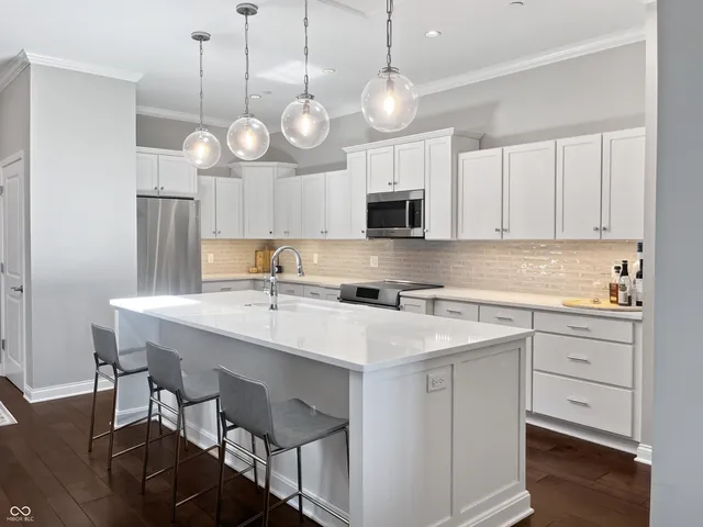 $999,000 | 720 South Rangeline Road, Unit 703, Carmel, IN 46032