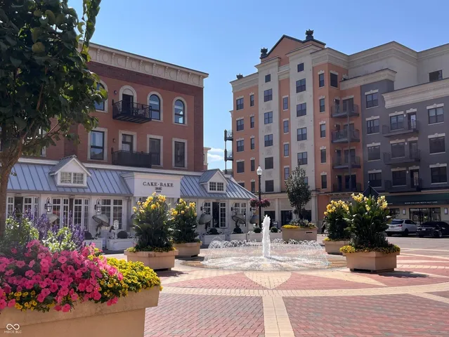 $999,000 | 720 South Rangeline Road, Unit 703, Carmel, IN 46032