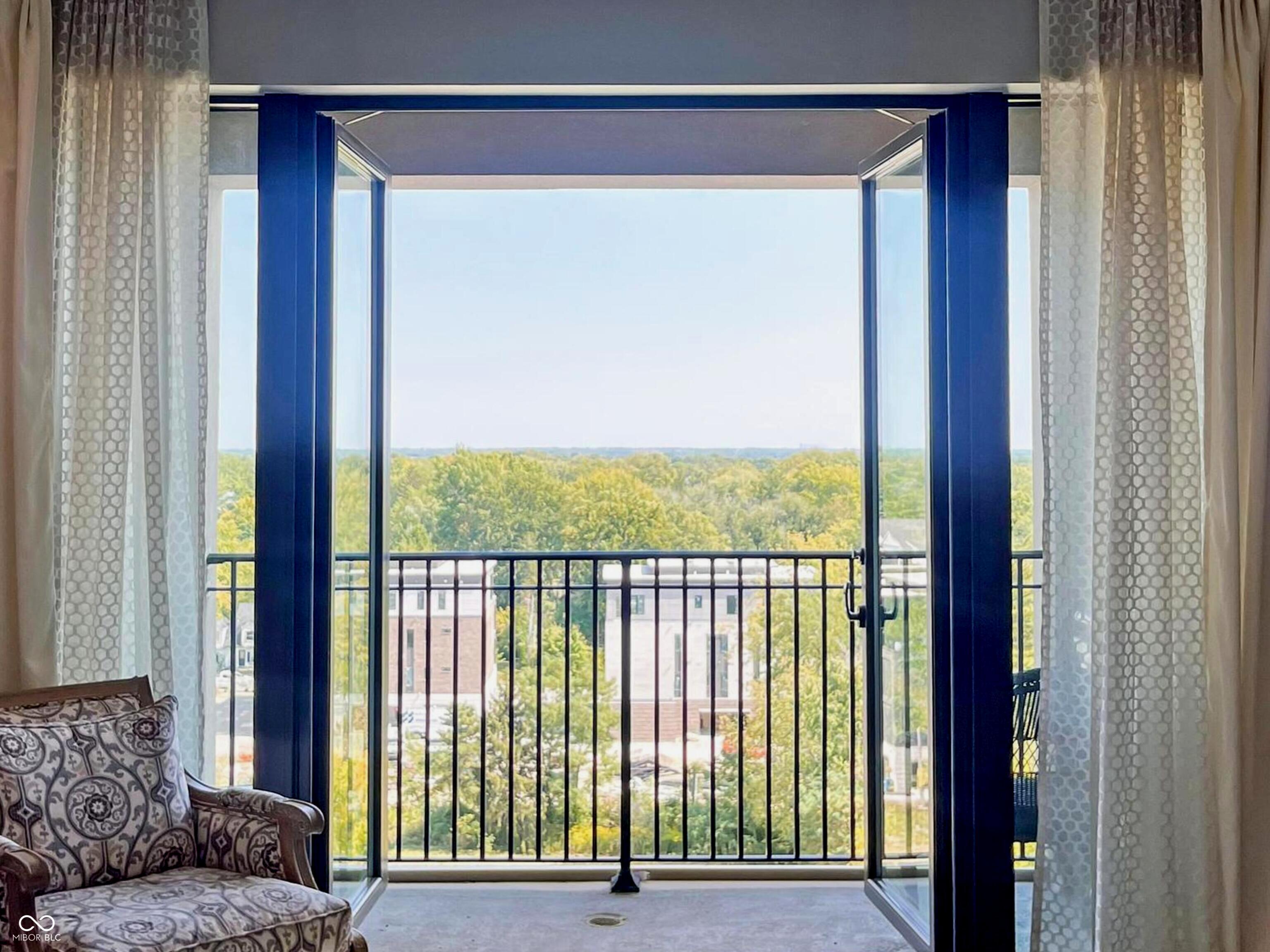 720 South Rangeline Road, Unit 703 Carmel, IN 46032 - Photo 8 of 37