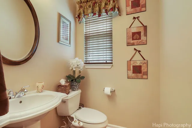 $624,999 | 1606 Tecumseh Drive, McHenry, IL 60050