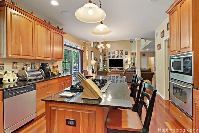 $624,999 | 1606 Tecumseh Drive, McHenry, IL 60050