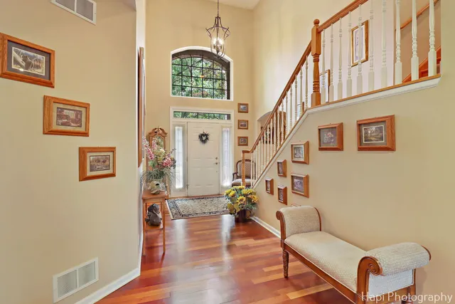 $624,999 | 1606 Tecumseh Drive, McHenry, IL 60050