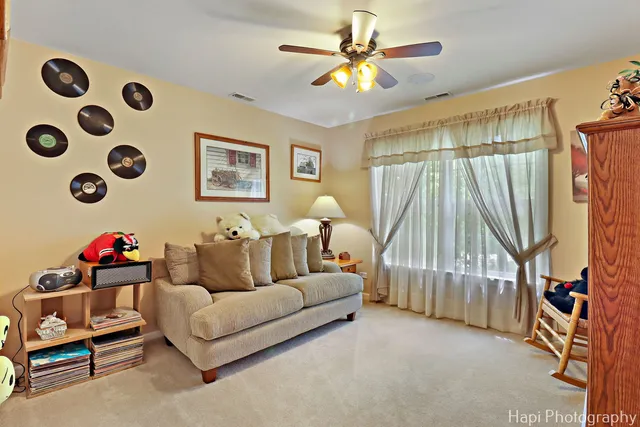 $624,999 | 1606 Tecumseh Drive, McHenry, IL 60050