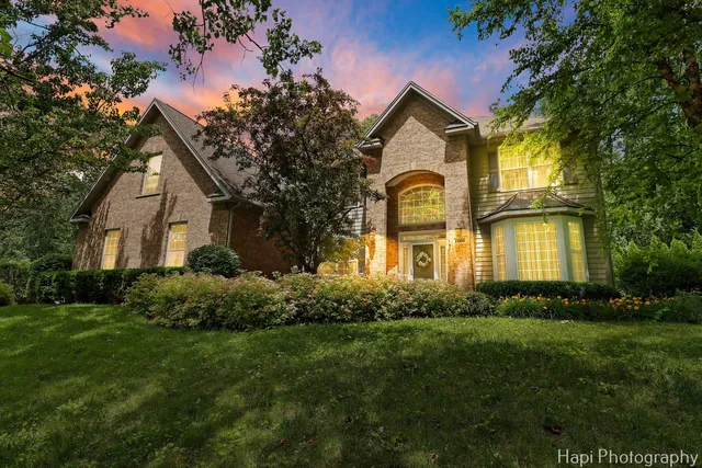 $624,999 | 1606 Tecumseh Drive, McHenry, IL 60050